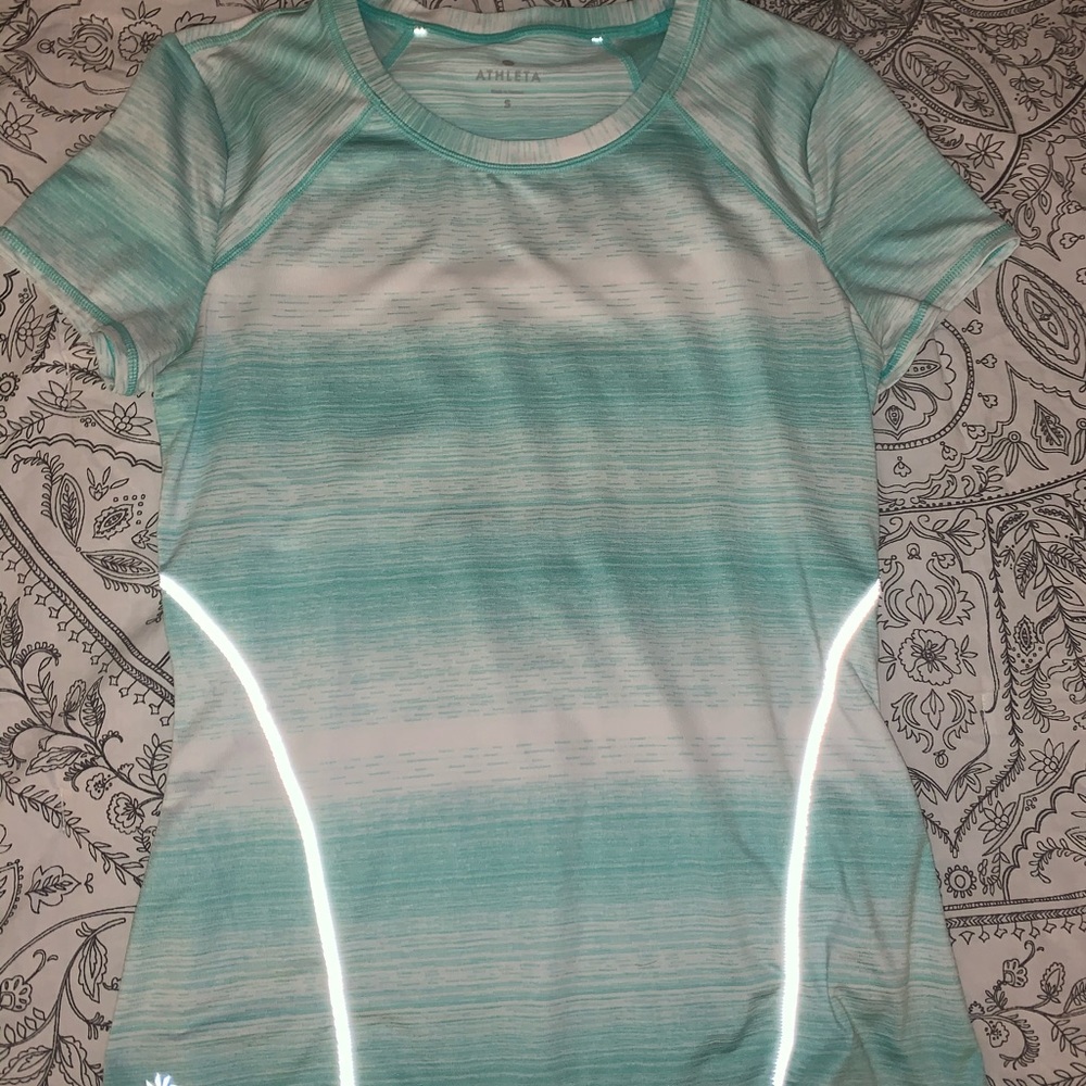 athleta t-shirt
